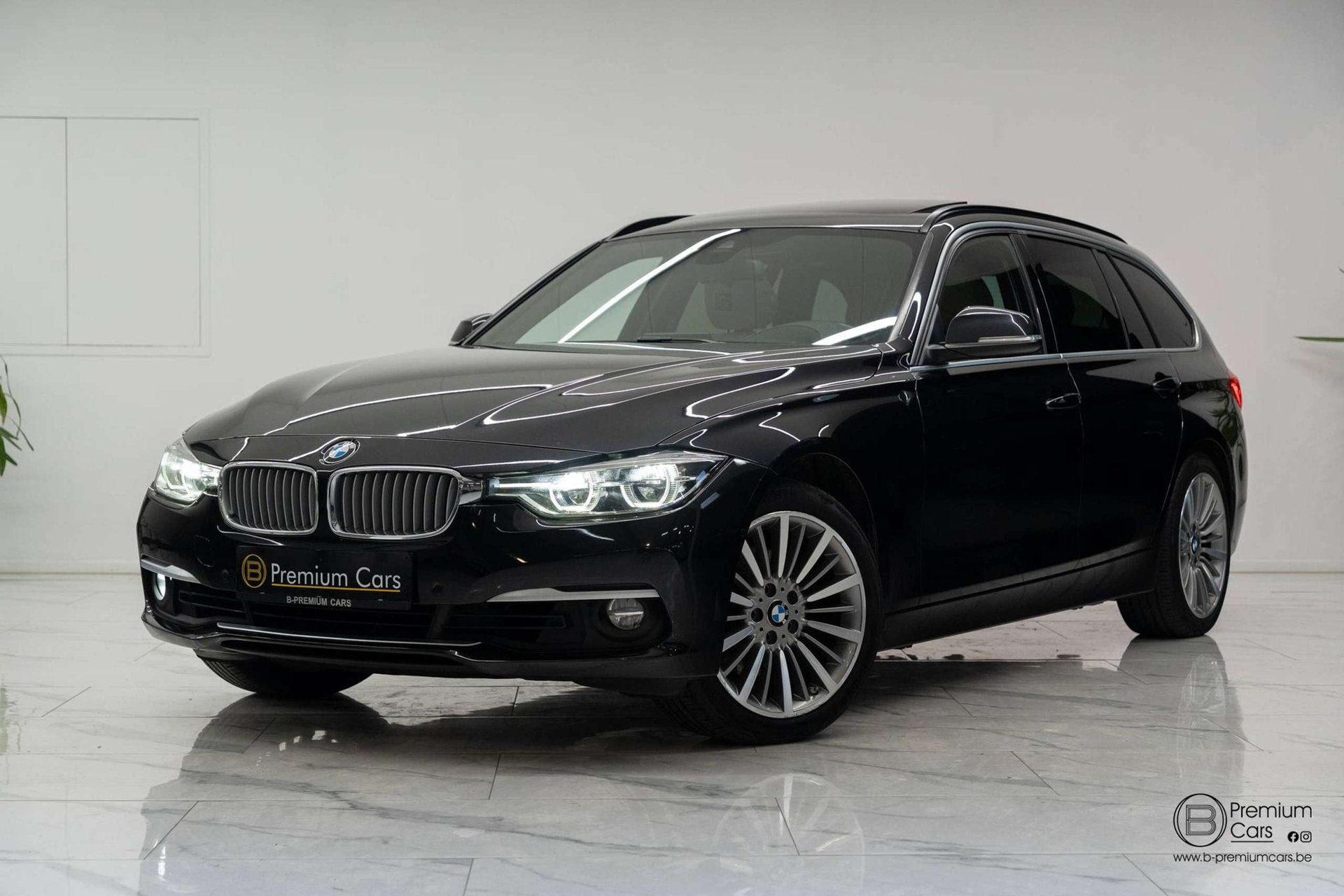 BMW 330 i xDrive individual! H&K, Camera, zetelverwarming, H, Auto's, Gebruikt, Euro 6, 4 cilinders, 5 deurs