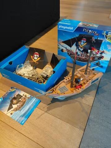 PLAYMOBIL Pirates Groot Piratenschip (71530), Kinderen en Baby's, Speelgoed | Playmobil, Ophalen, Zo goed als nieuw, Complete set