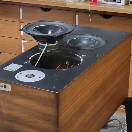 recherche enceintes baffles en panne cassée pour projet deco, Enlèvement, Ne fonctionne pas, 60 à 120 watts, Enceintes stéréo