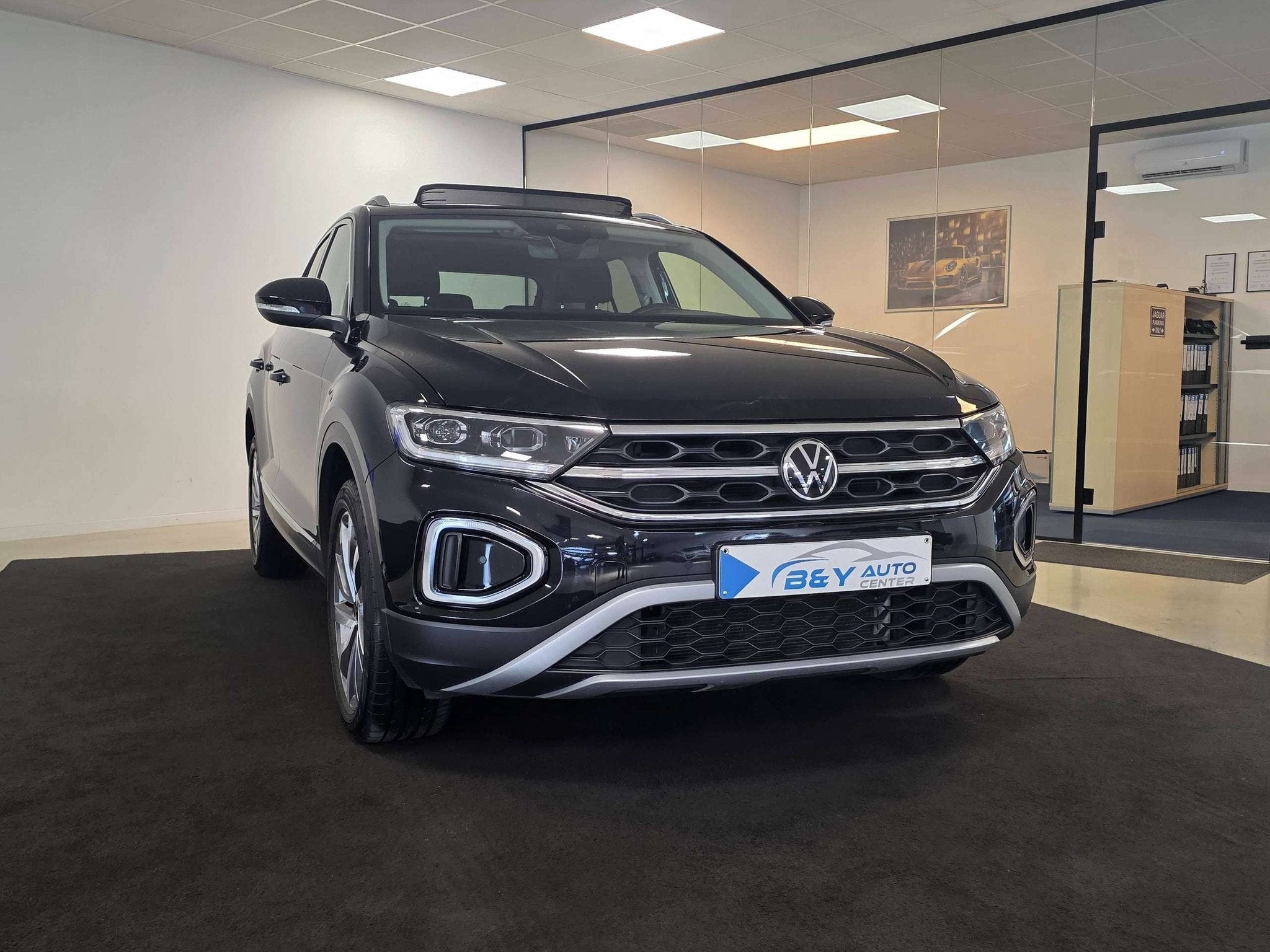 Volkswagen T-Roc 1.0 TSI Style / Panodak / Camera / Alcantra, https://public.car-pass.be/vhr/59691bda-a5ba-4b55-844e-48dfceecad90
