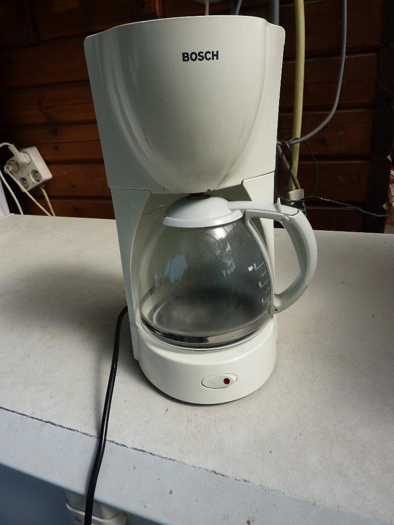 Koffiezetapparaat Bosch voor 8 tassen, 4 tot 10 kopjes, Ophalen, Zo goed als nieuw, Koffiemachine