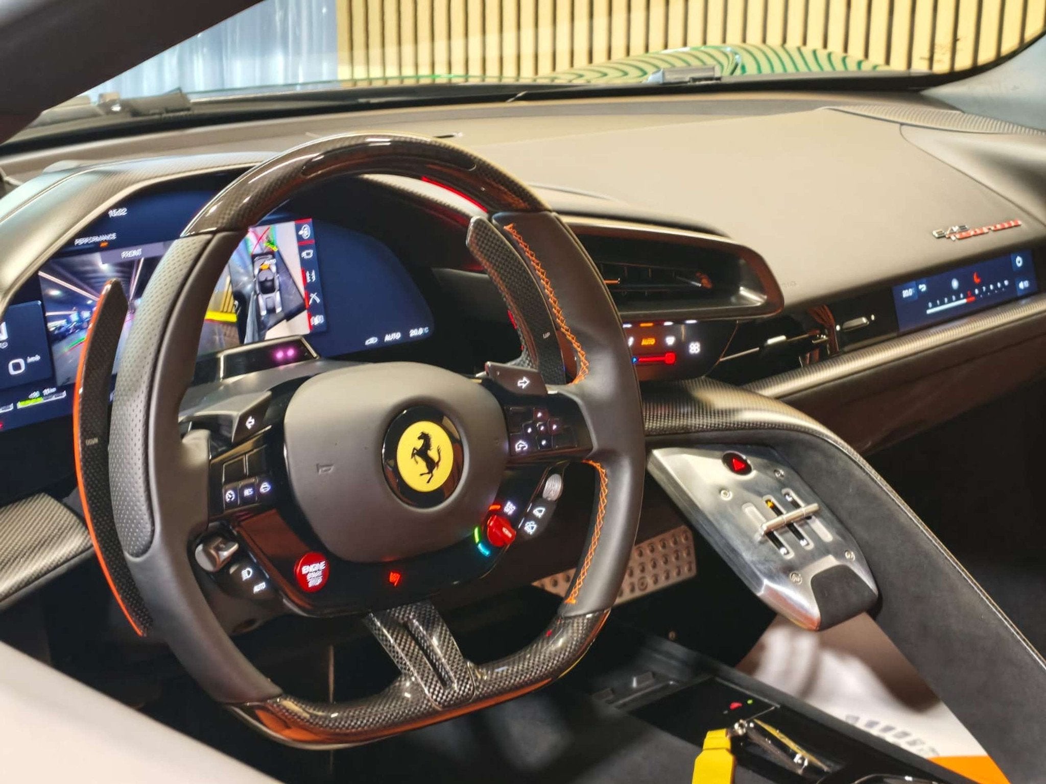 Ferrari Testarossa PHEV 4.0 TURBO V8 F1 * TVA DEDUCTIBLE * B, Auto's, Automaat, 105 pk, 8 cilinders, Head-up Display