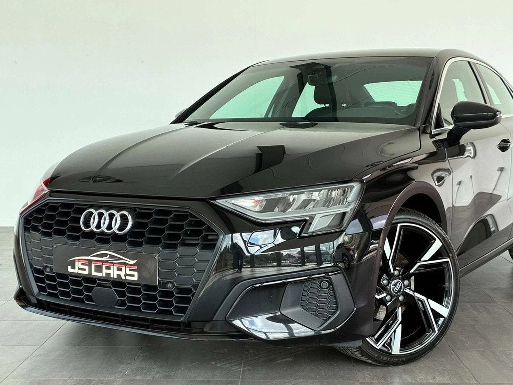Audi A3 1.0TFSI-1ERPRO-COCKPIT-CARPLAY-CUIR-JANTES19-PDC, Autos, Cuir, Achat, Entreprise, Noir