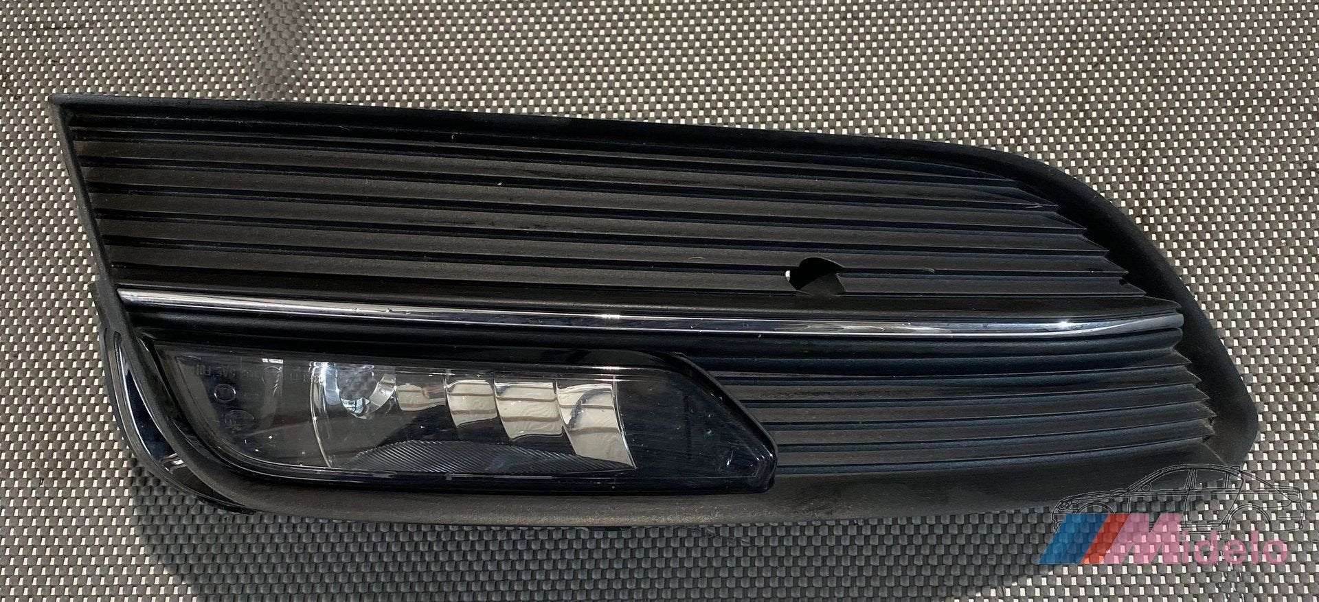 AUDI A3 MISTLAMP + AFDEKKAP LINKS 8V0941699C, -, Audi, Utilisé, -