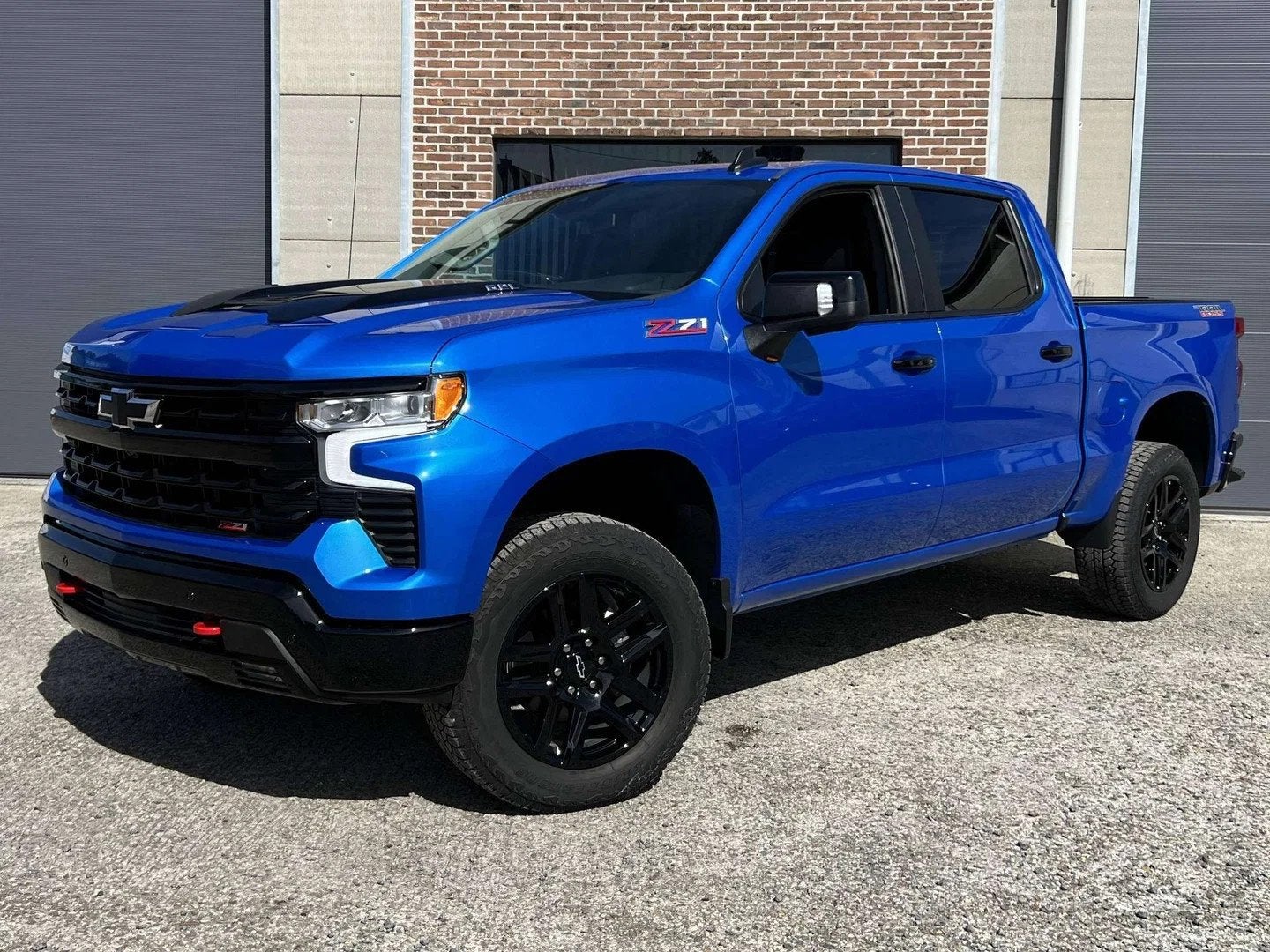Chevrolet Silverado Trail boss 6.2 V8 €58.900 ,- excl .btw, Autos, Chevrolet, Neuf, Achat, Android Auto, 420 ch