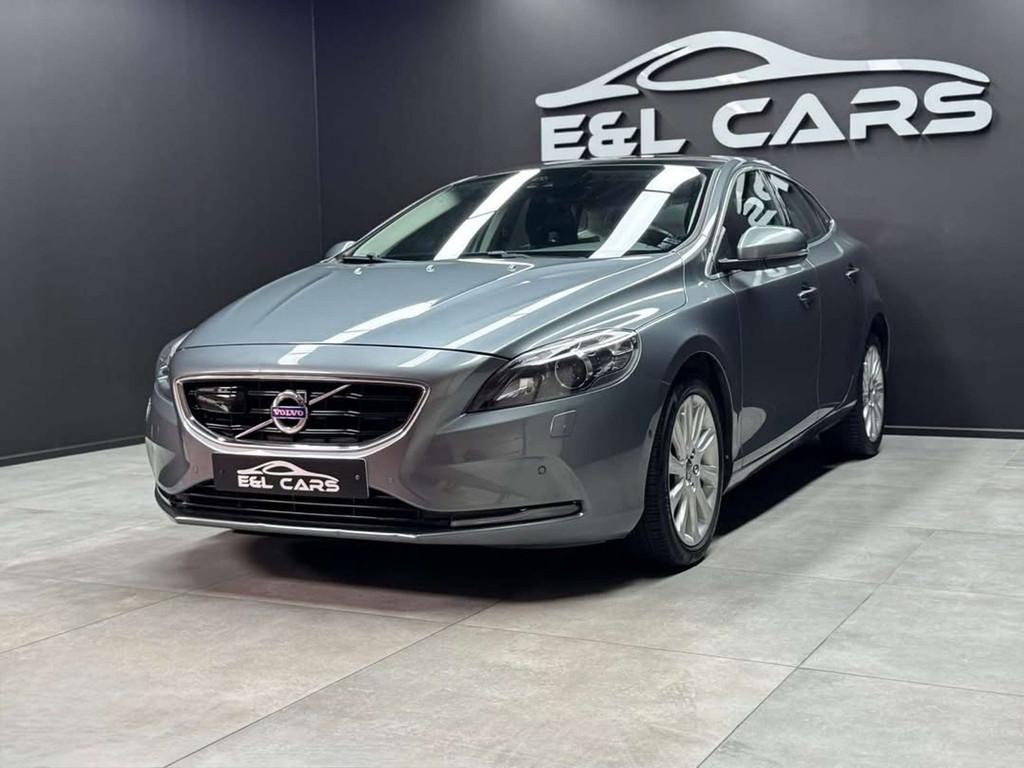 Volvo V40 V40 2.0 D2 *12 mois de garantie* (bj 2015), Auto's, Volvo, Automaat, Gebruikt, 4 cilinders, 1969 cc