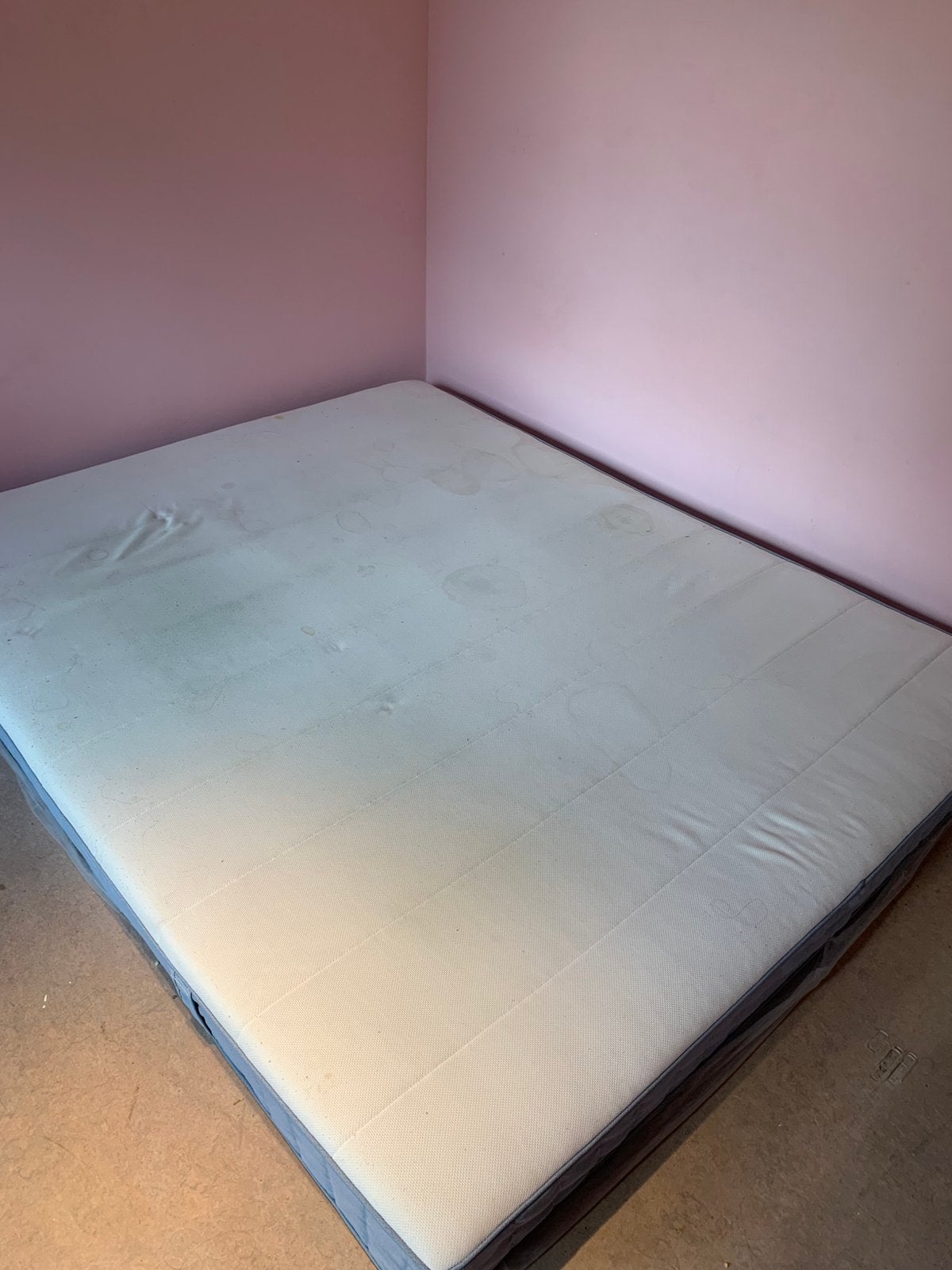 Matelas pour lit double gratuit (IKEA) - 160x200, Enlèvement, Comme neuf, Matelas