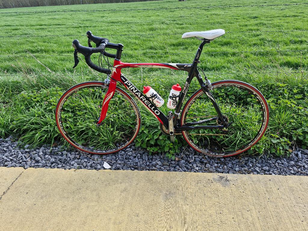 VÉLO DE ROUTE PINARELLO F4.13 FULL CARBON TAILLE 56CM, Enlèvement, Carbone