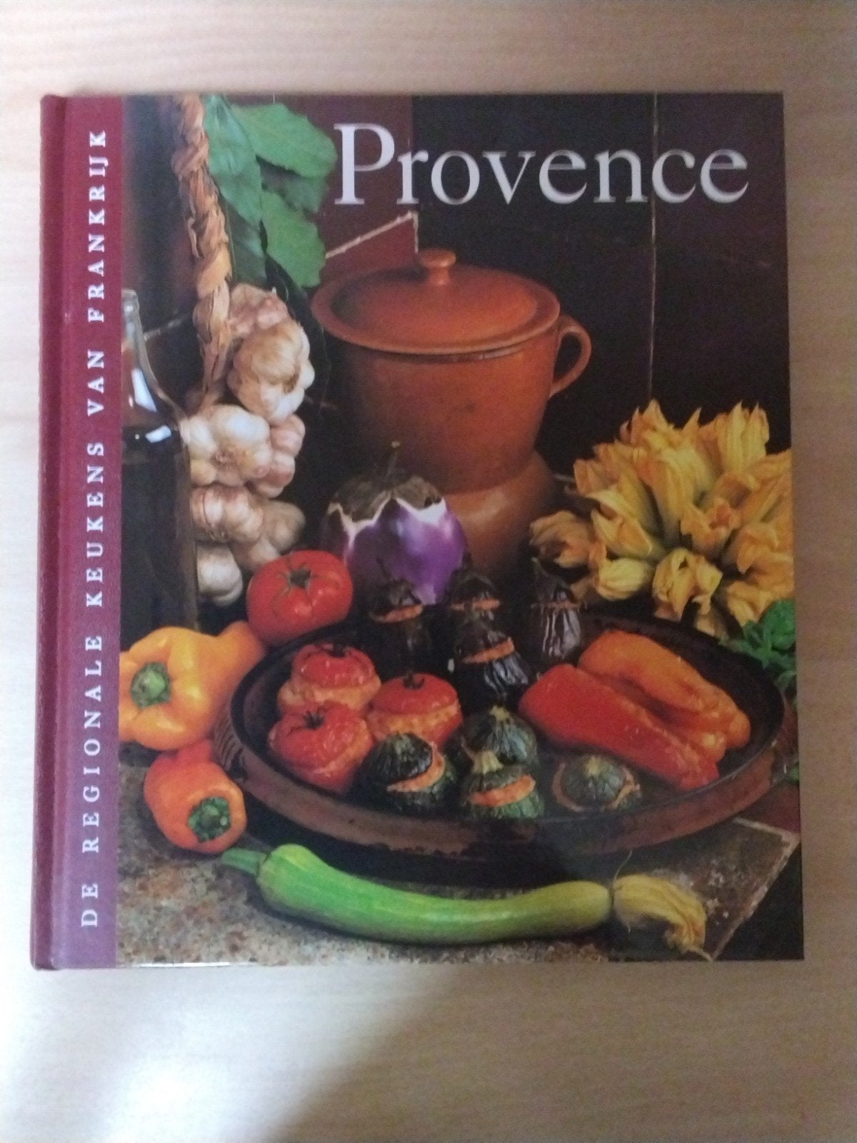 Saint-Girard - Provence, Livres, Entrées et Soupes, Comme neuf, Enlèvement, S. Girard