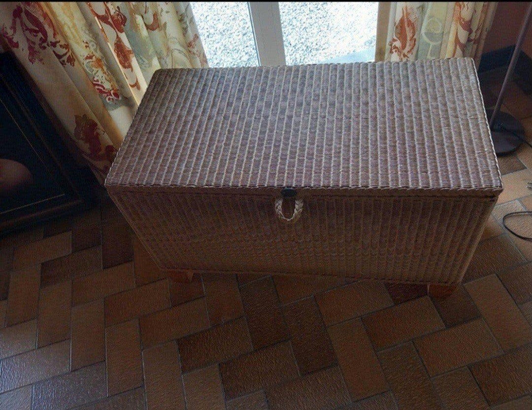 rotan koffer, Ophalen
