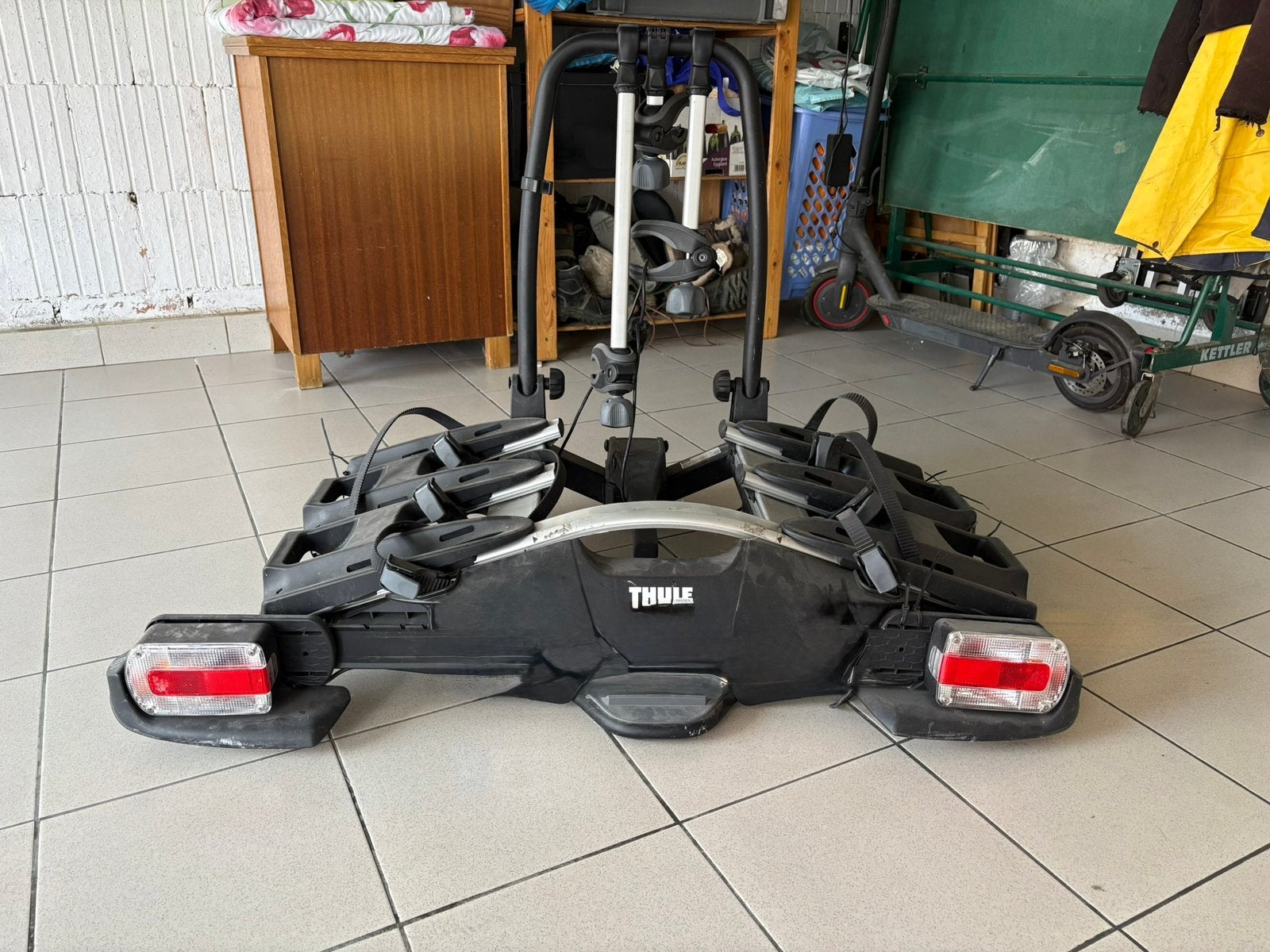 Thule fietsendragen 3-4 fietsen, Support d'attelage, 3 vélos ou plus, Comme neuf, Enlèvement