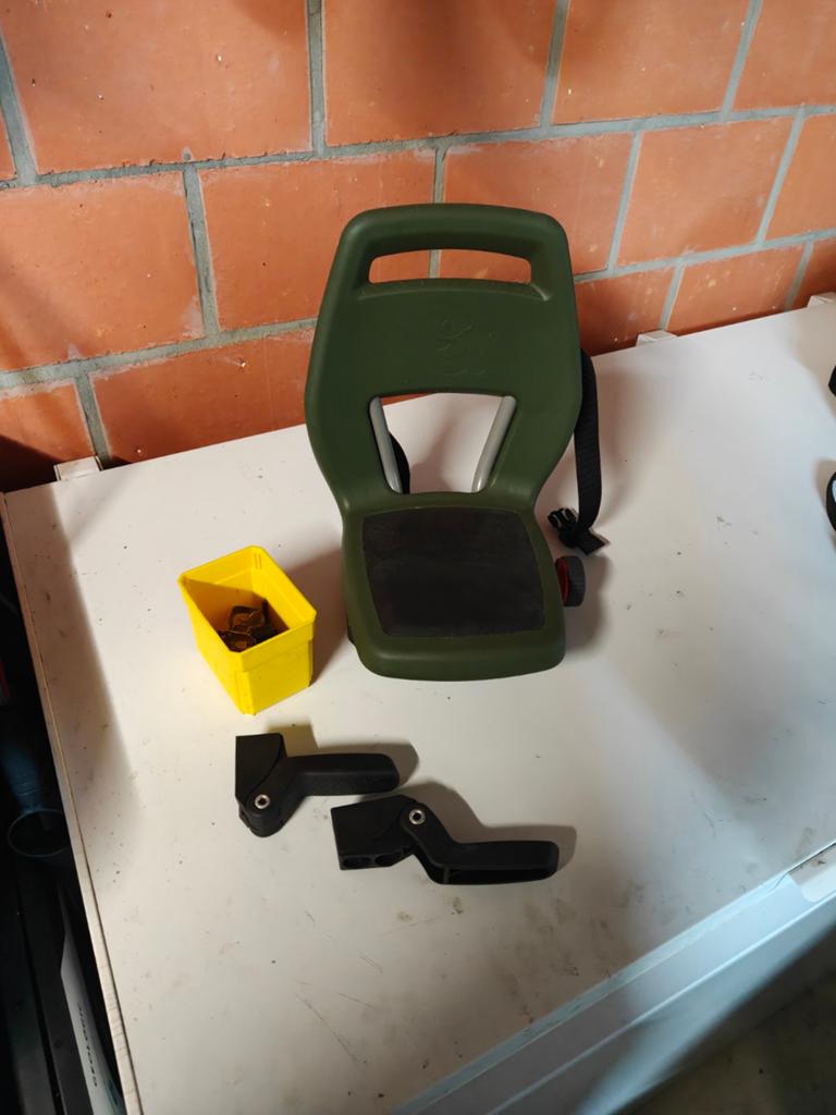 3 fietsen stoeltjes, Ophalen