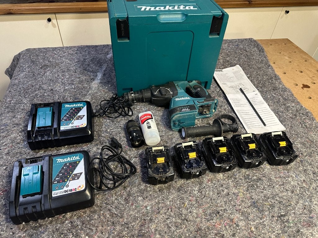 Vends Marteau perforateur MAKITA 18V +5 Batteriess, Doe-het-zelf en Bouw, Gereedschap | Boormachines, Gebruikt, Boor- en/of Breekhamer