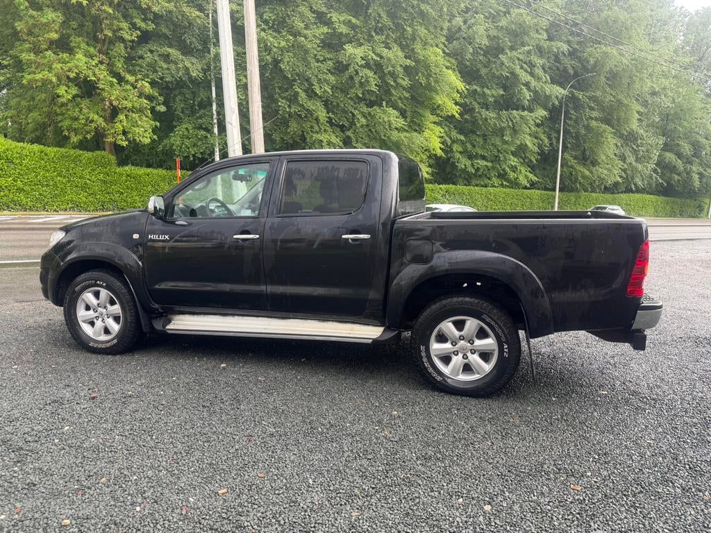 Toyota hilux, Auto's, Automaat, 4 deurs, 4 cilinders, Zwart