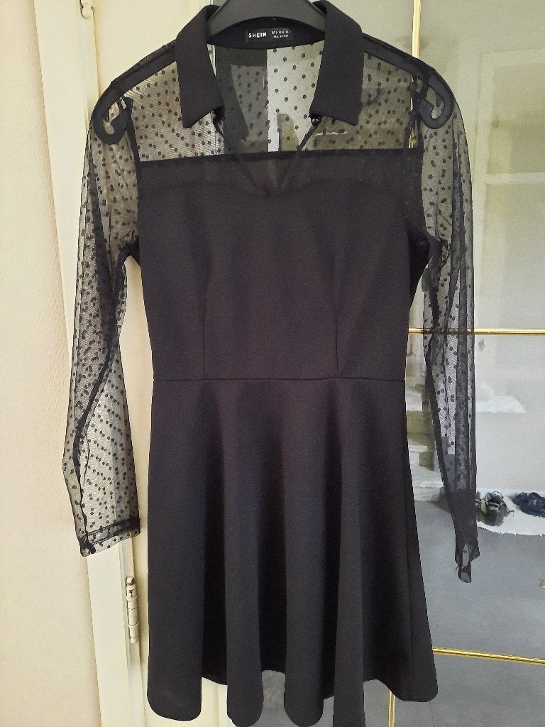 robe noire à manches longues, Enlèvement ou Envoi, Taille 36 (S), Longueur genou, Porté