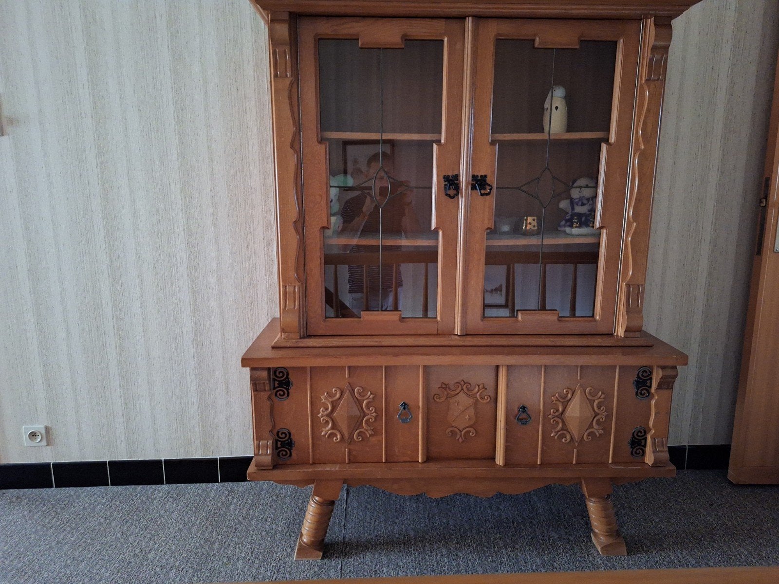 vintage vitrinekast, Huis en Inrichting, Ophalen