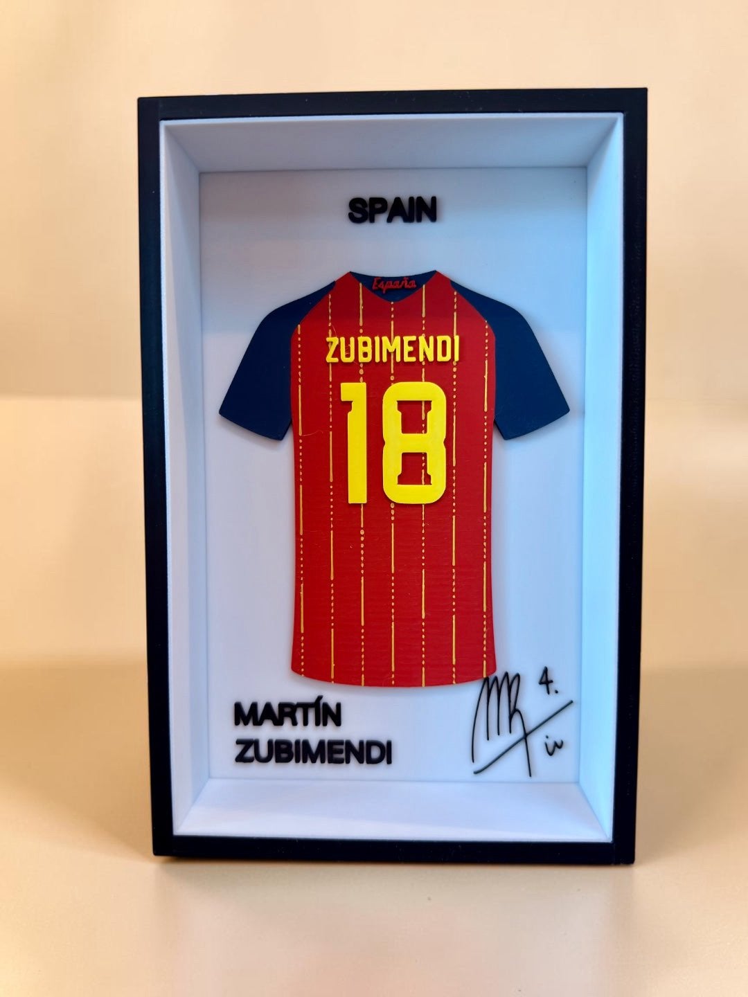 Zubimendi - Spanje shirt + handtekening, Enlèvement ou Envoi, Neuf, Autres types
