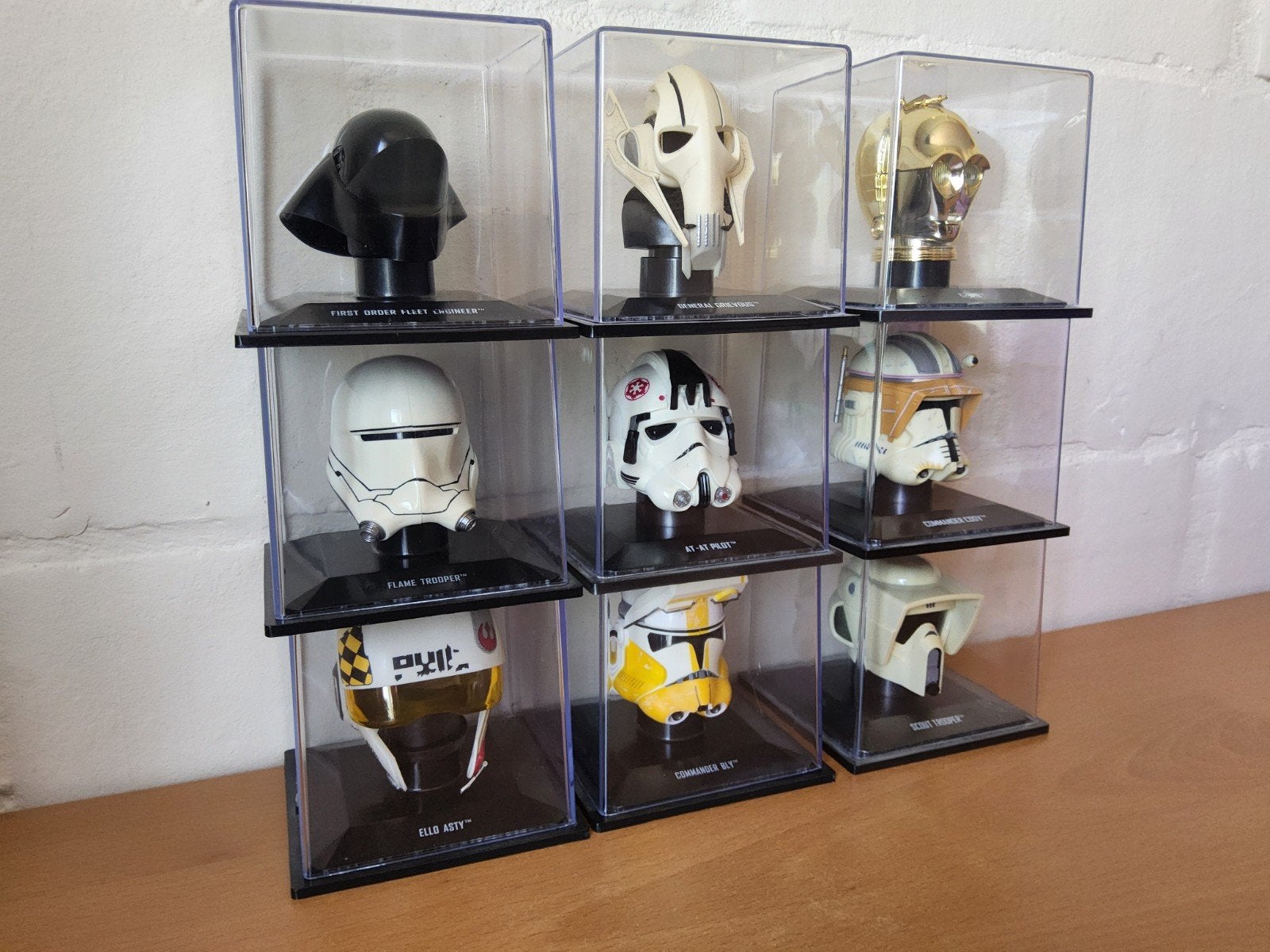 (Lot 5) 9 casques Star Wars différents neufs, Collections, Star Wars, Enlèvement ou Envoi