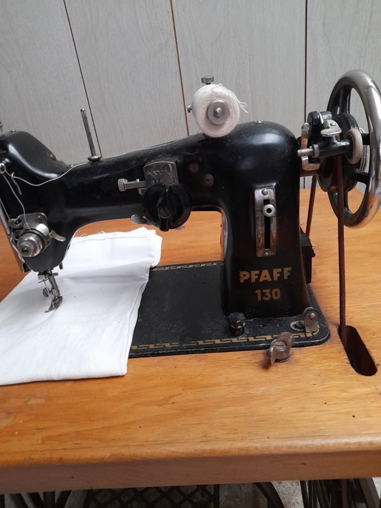 Antiek naaimachine, PFAFF 130, prima staat, werkt nog, Antiek en Kunst, Ophalen