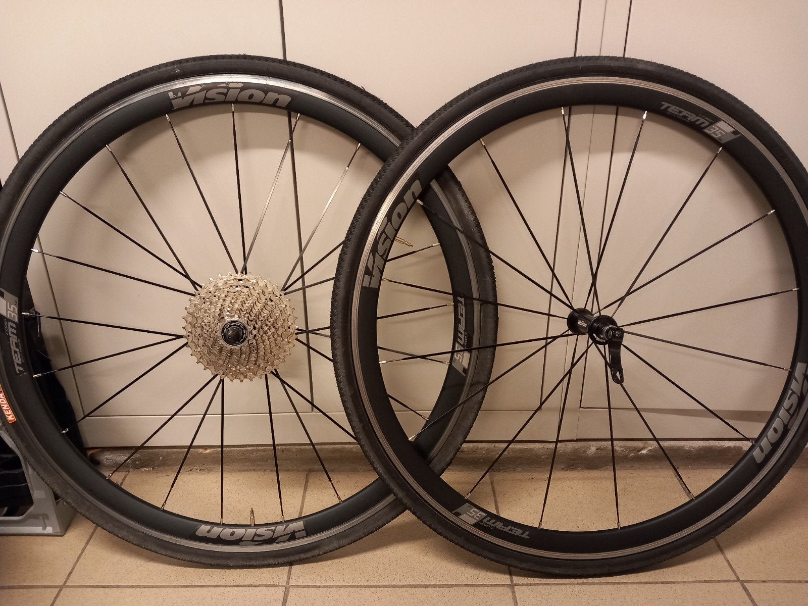 Roues de vélo de route en aluminium, Enlèvement, Comme neuf, VISION, Aluminium