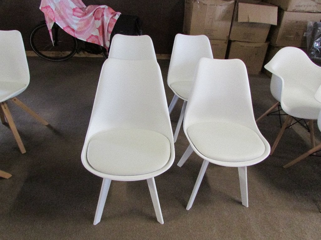 Nieuw stoel 30 euro per stuk., Huis en Inrichting, Ophalen, Nieuw, Vijf, Zes of meer stoelen