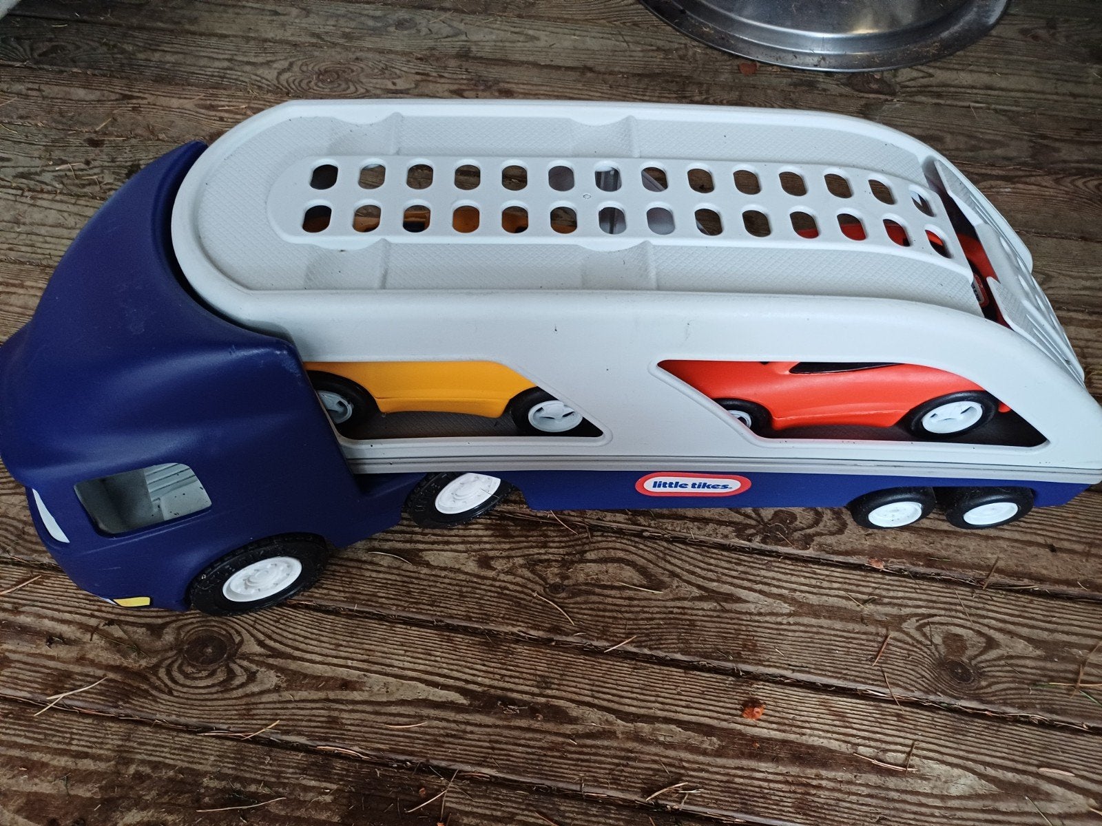 vrachtwagen met auto's, Ophalen