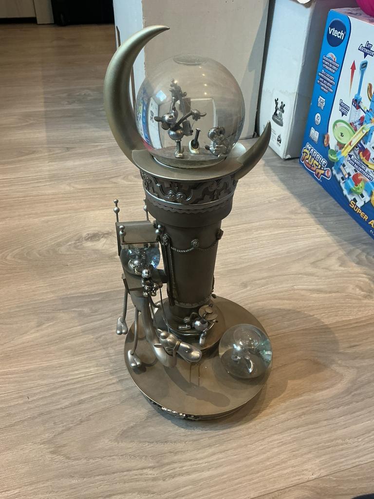 Snowglobe disney mickey minnie 75 eme anniversaire, Verzamelen, Disney, Ophalen of Verzenden