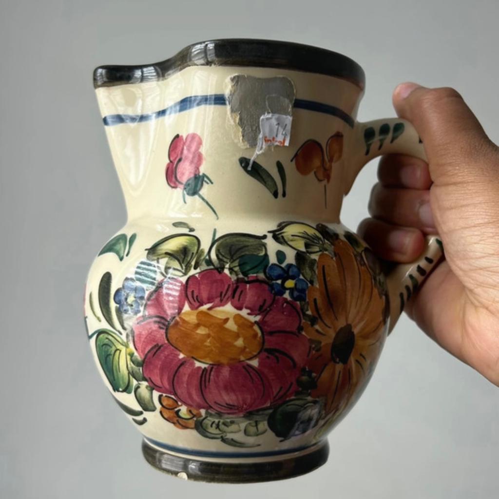 Carafe fleuri faite main Gmundner Keramik, Antiquités & Art, Enlèvement ou Envoi