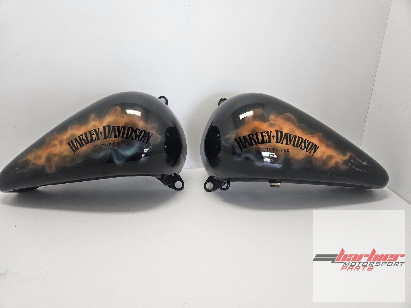 HARLEY DAVIDSON BENZINE TANK SPINGER SOFTTAIL, -, Utilisé, -, -