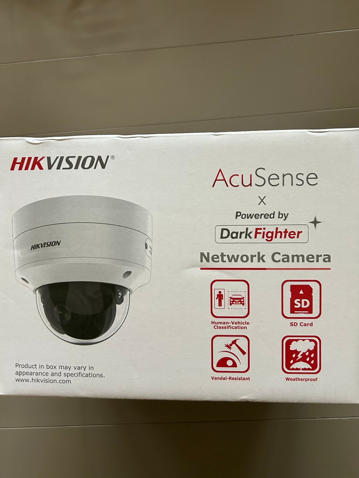 Caméra IP 4MP Hikvision DS-2CD2746G2-IZS + Boîte de jonction, Enlèvement ou Envoi, Comme neuf, Caméra extérieure