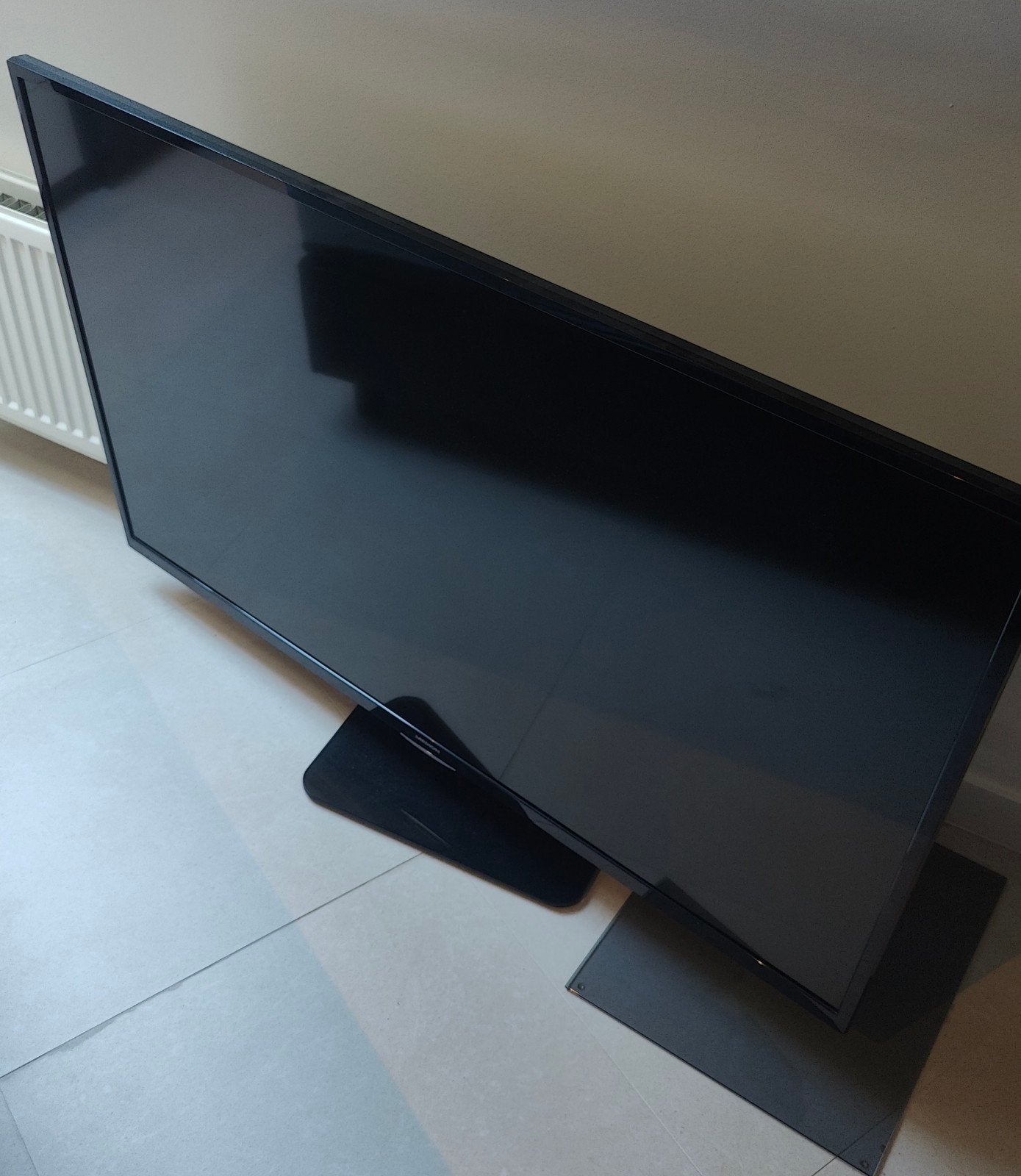 55" LCD TV op voet te koop, Audio, Tv en Foto, Televisies, Gebruikt, LCD, 100 cm of meer, Ophalen