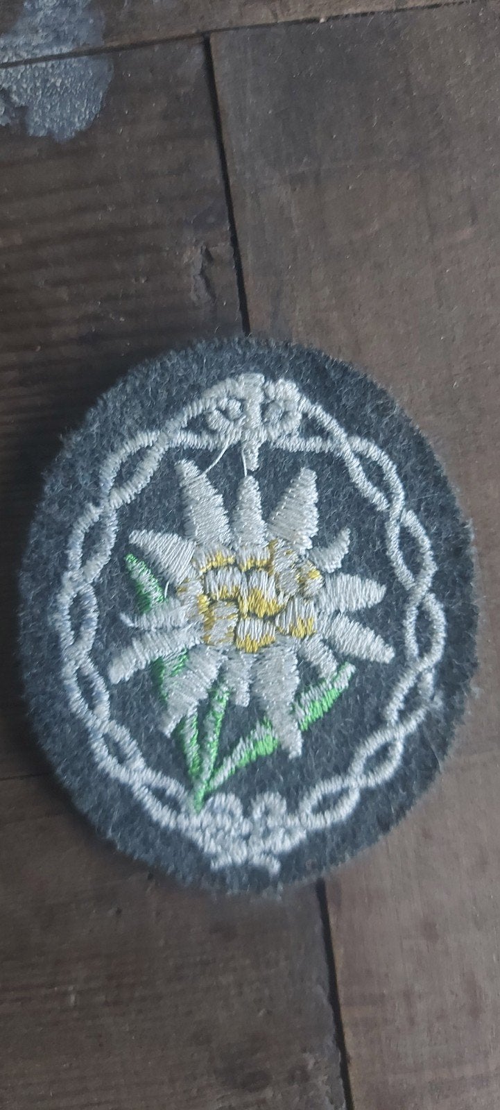 Edelweiss, Enlèvement ou Envoi, Armée de terre, Emblème ou Badge