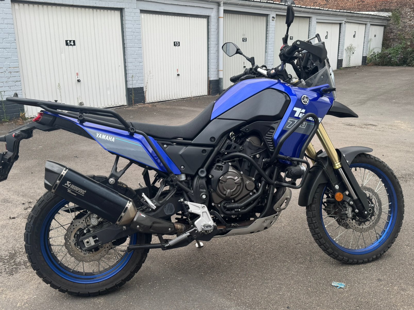 Tenere 700 2024 akrapovic+ crash bar+ feu additionnel, Motoren, Motoren | Yamaha, Particulier