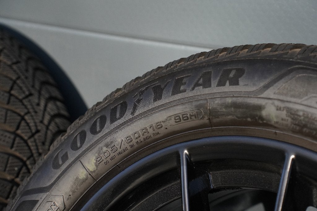 Kit HIVER 16' original pour BMW série 3 G20-21 et autres, Ophalen, Gebruikt, Velg(en), 16 inch