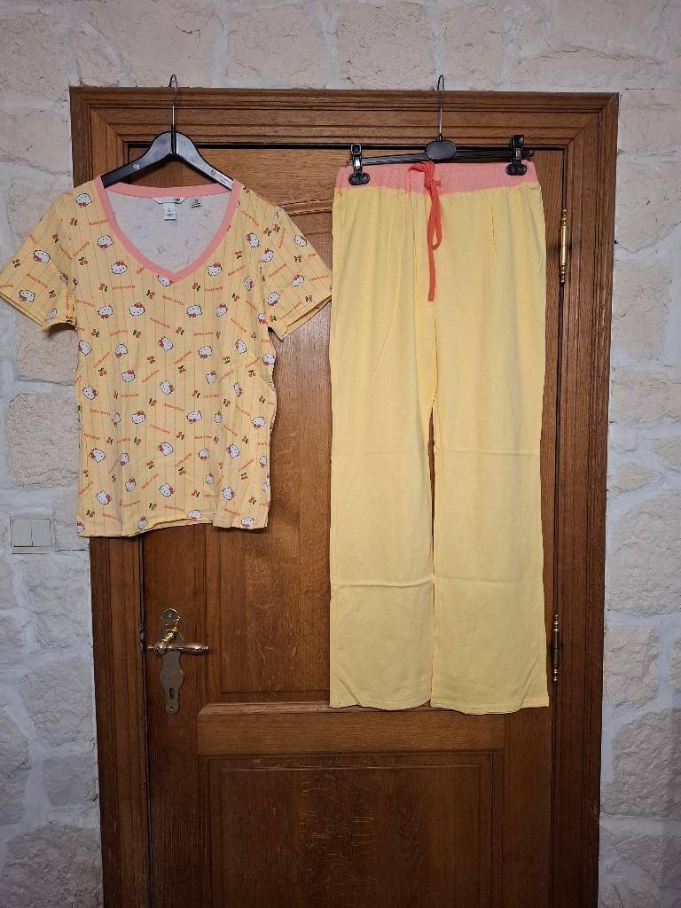 Pyjama 2 pièces neuf Hello Kitty, Kleding | Dames, Ophalen, Nieuw