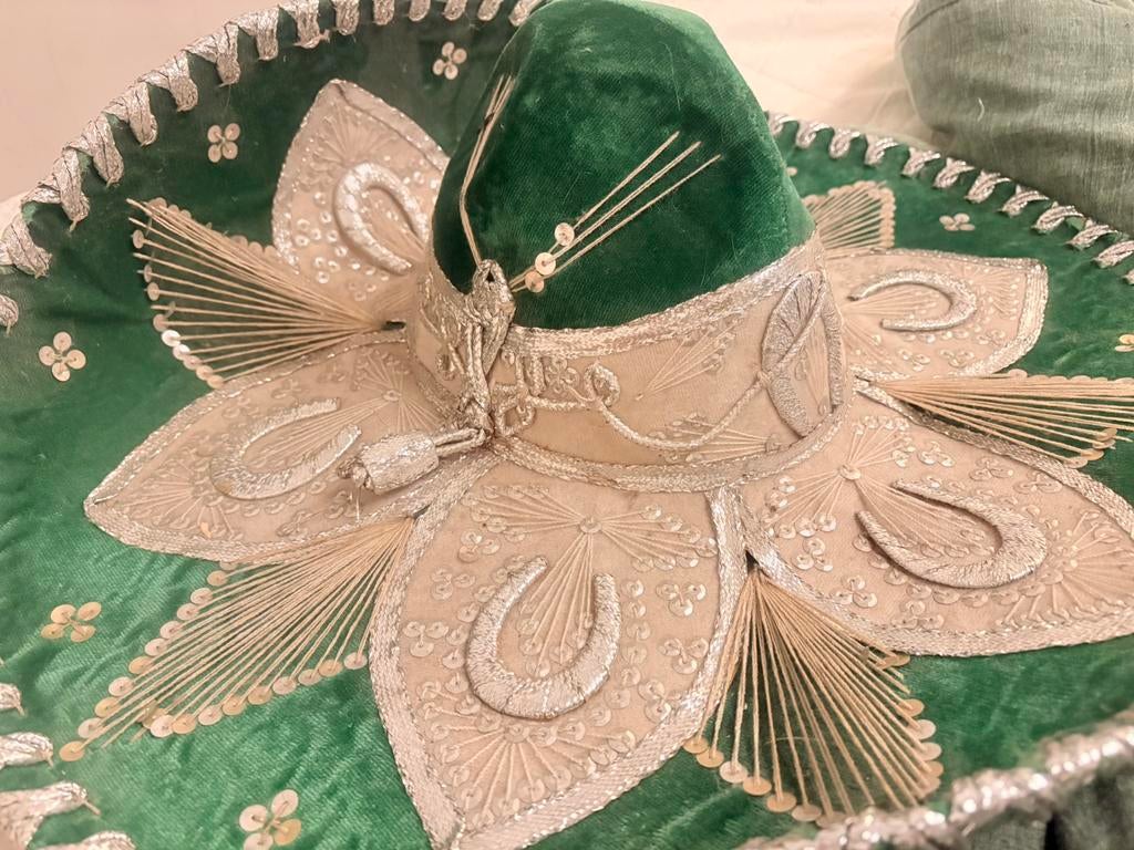 Vintage mariachi sombrero van Pigalle, Ophalen, Zo goed als nieuw