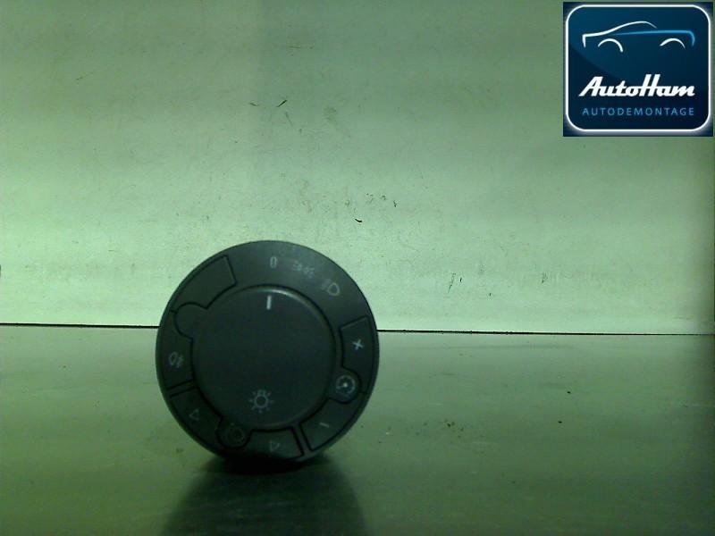 LICHTSCHAKELAAR Corsa D (|13249396|13249396EA|13249507|), Gebruikt, Opel