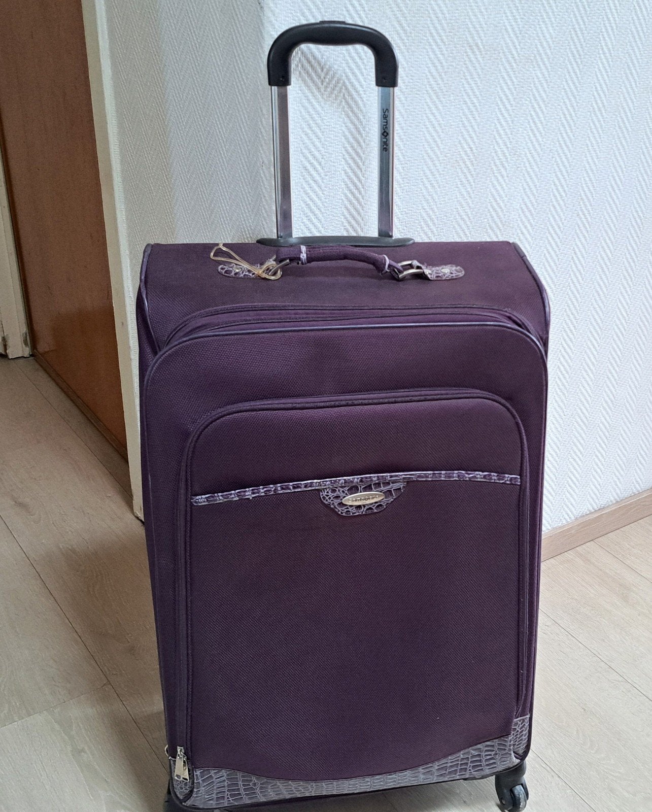 samsonite grande valise trolley 4x roulettes très solide, Enlèvement, Utilisé, Roulettes