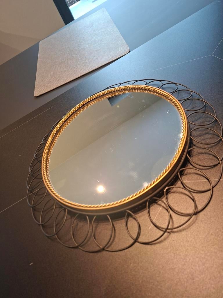 Miroir VINTAGE. Laiton et métal.  Années 60,70, Maison & Meubles, Accessoires pour la Maison | Miroirs, Enlèvement