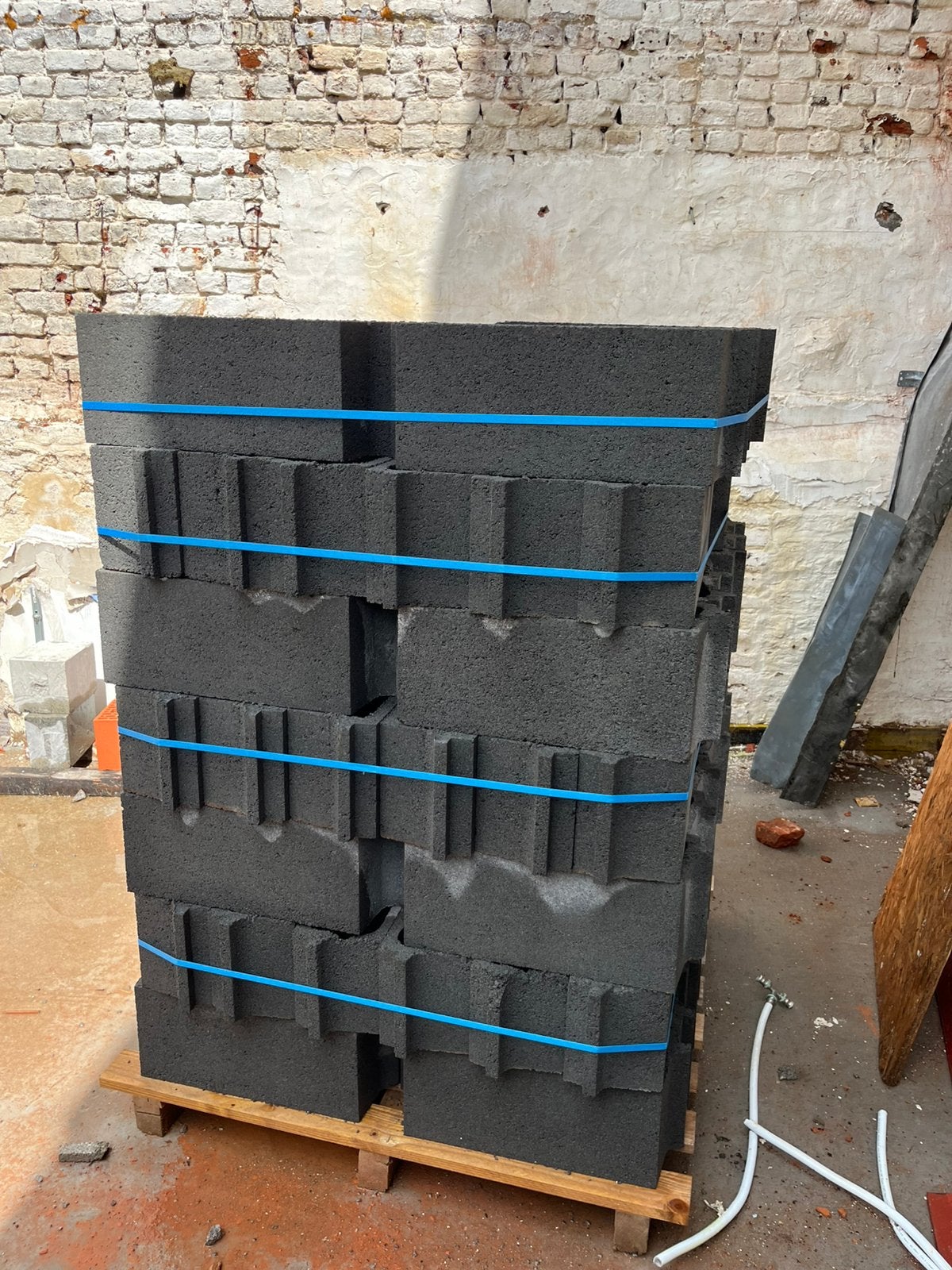 Claveaux en beton de 16 cm, Bricolage & Construction, Métaux, Neuf, Enlèvement