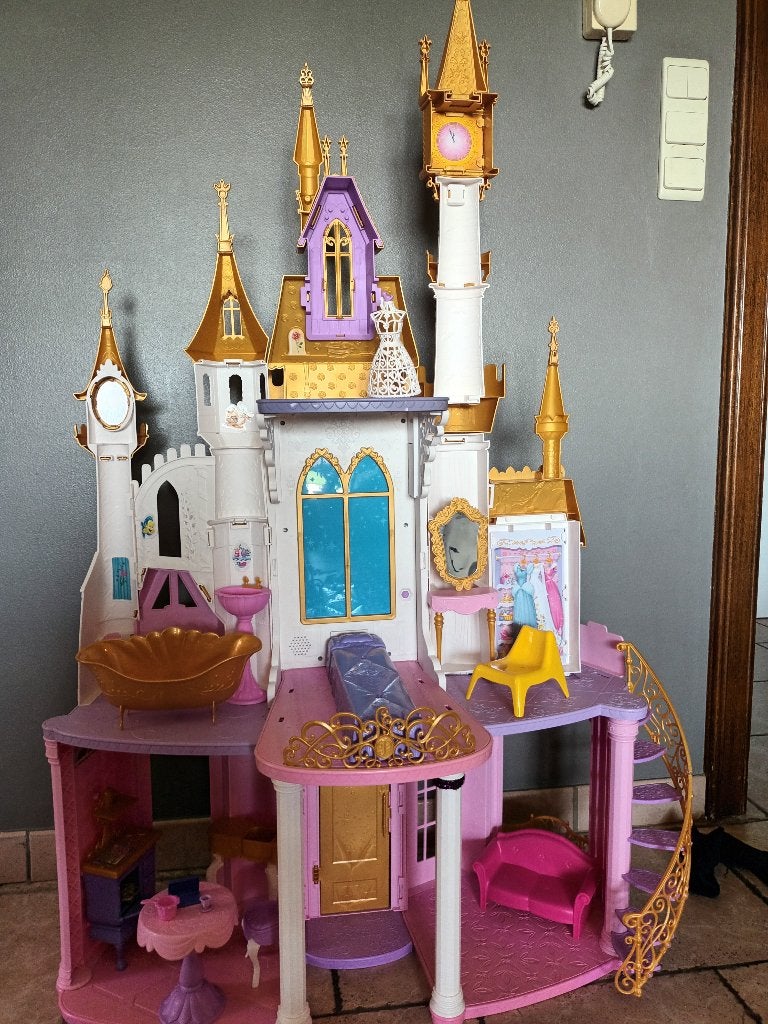 Maison chateau princesses, Enlèvement, Utilisé, Accessoires