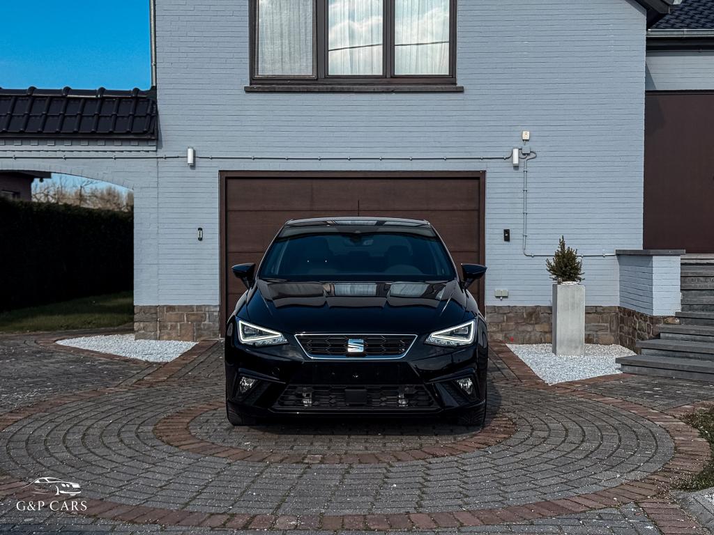 Seat Ibiza FR Sport/1.5 TSI/Camera/Digital Cockpit/LED/ACC/, Auto's, 4 deurs, 4 cilinders, Alcantara, Bedrijf