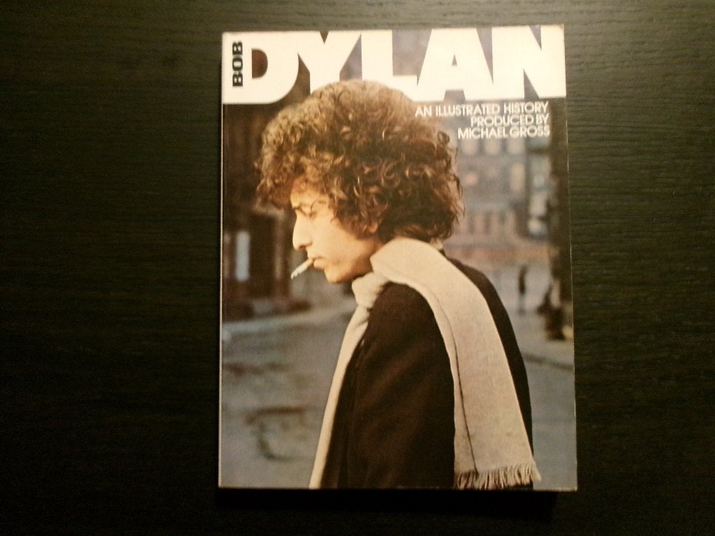 Bob Dylan an Illustrated History Produced by Michael Gross, Boeken, Ophalen of Verzenden