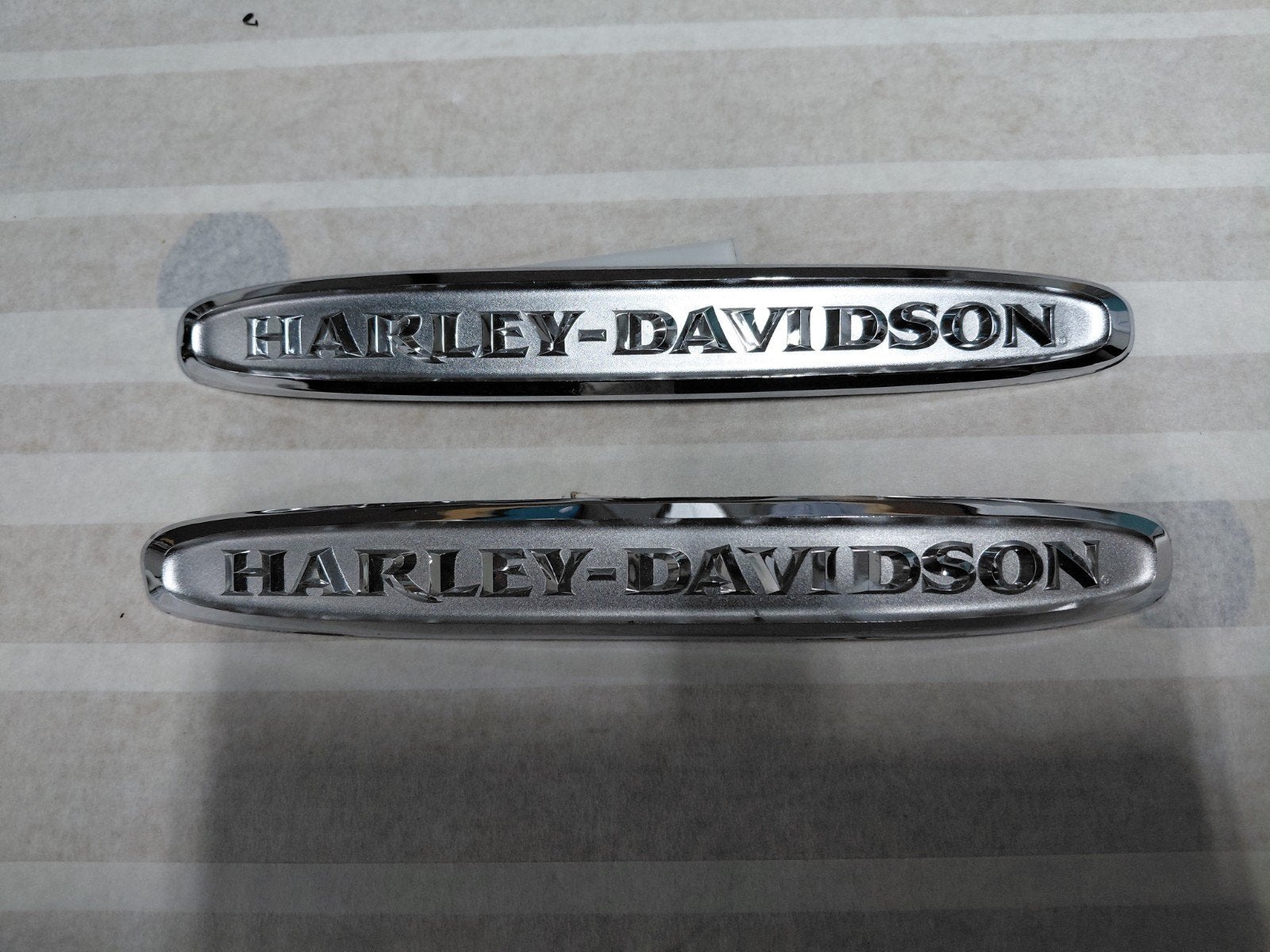 Emblème du réservoir de carburant Harley Davidson, Bijoux, Sacs & Beauté, Enlèvement ou Envoi, Comme neuf