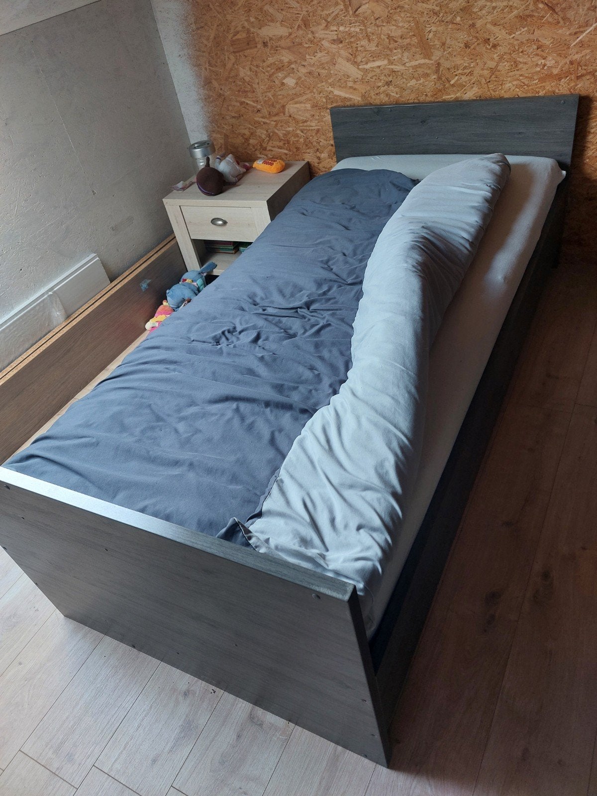 Lit 1 personne, Ophalen