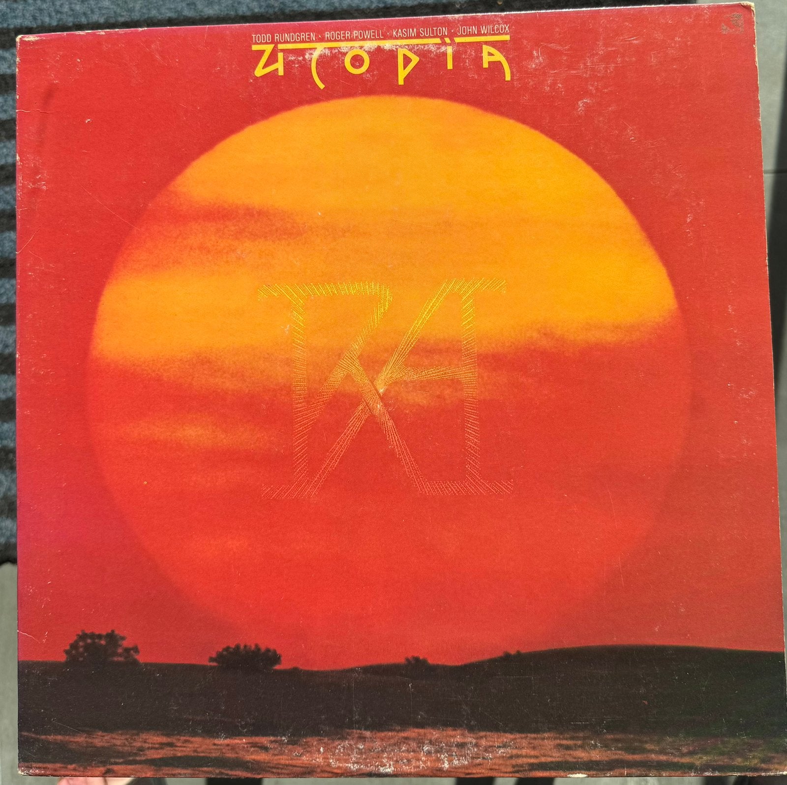 LP Utopia - Ra, CD & DVD, Vinyles | Rock, LP, Rock alternatif, Enlèvement ou Envoi, Autres formats