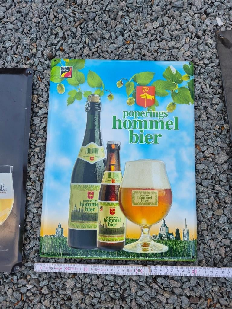Poperings Hommelbier metalen reclamebord, Verzamelen, Ophalen, Zo goed als nieuw, Reclamebord, Plaat of Schild, Overige merken