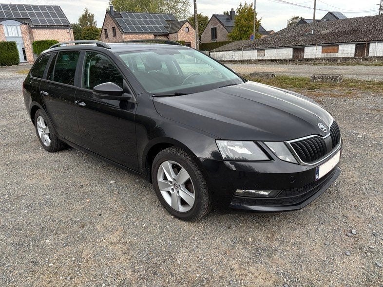 Skoda Octavia SW 1.6 CR TDi Ambition, Auto's, Voorwielaandrijving, Dealer onderhouden, Stof, 4 cilinders