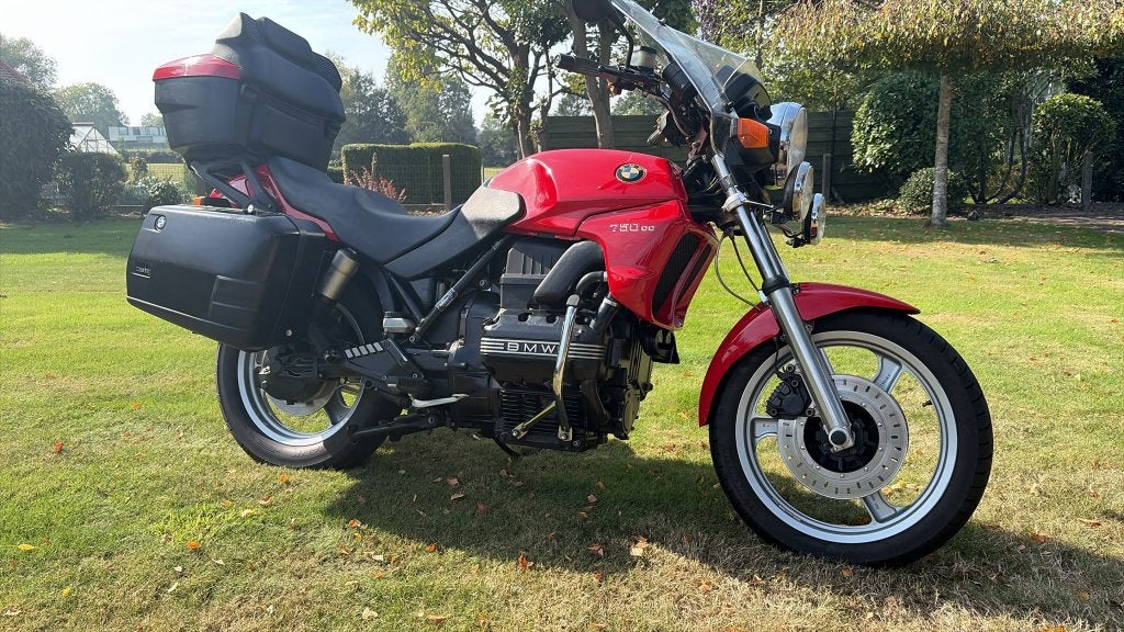 BMW K75 tourer - VRIJWEL NOG NIEUWSTAAT, Motoren, 750 cc, Handvatverwarming, Occasion, Motorrijbewijs A