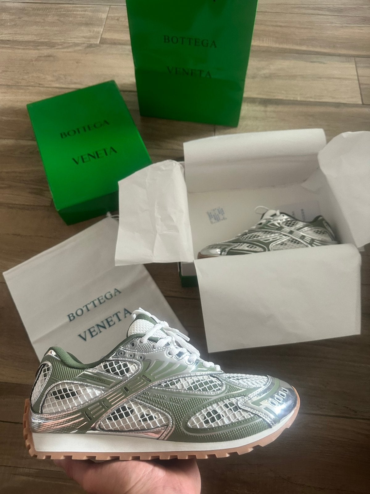 Bottega Veneta Orbit 44, Enlèvement ou Envoi, Comme neuf